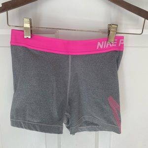 Nike Pro